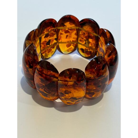 Vintage Faux Amber Stretchy Statement Bracelet Lucite - Picture 1 of 3